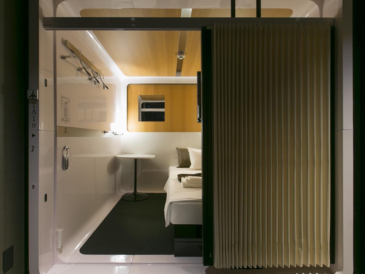 First Cabin Nishiazabu Токио Екстериор снимка