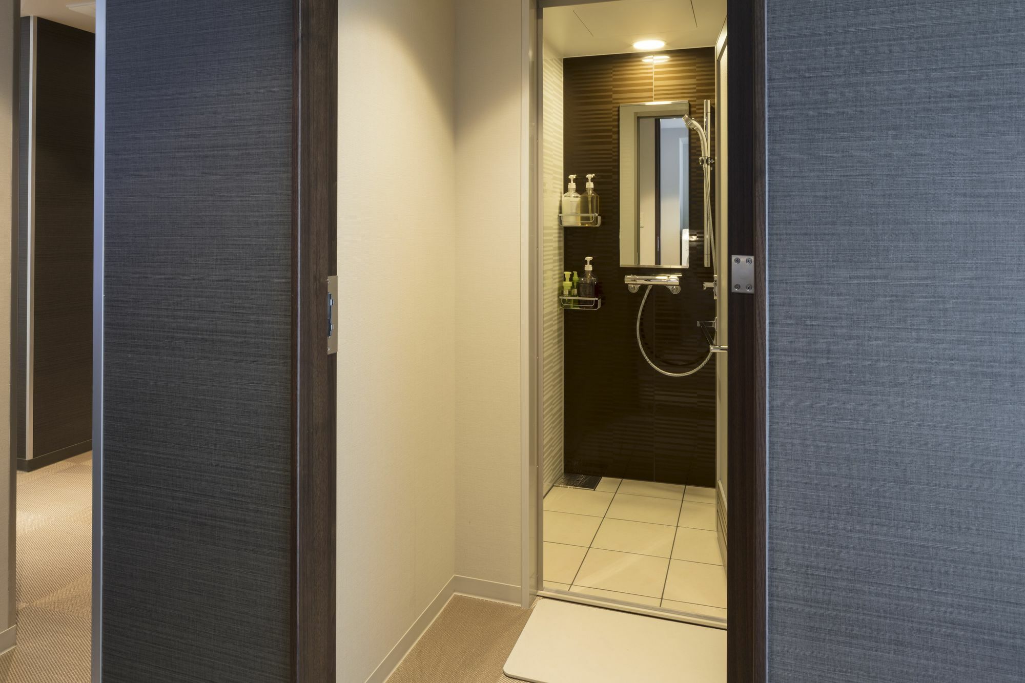 First Cabin Nishiazabu Токио Екстериор снимка